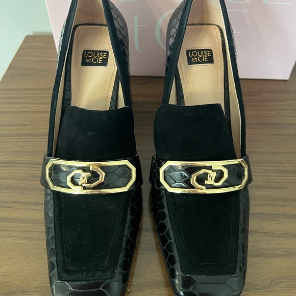 Louise et Cie Black Loafer Pump - Picture 2 of 4